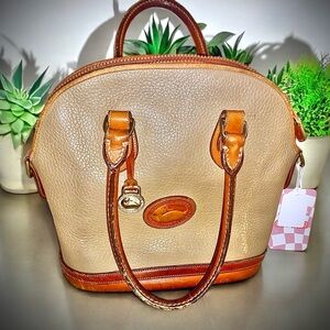 VINTAGE 1980s Dooney&Bourke Purses
Norfolk Sholder & AWL pebbled Satchel